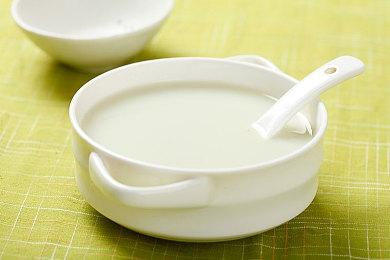 踏上鸟羽编织而成的梦幻旅途，叙事解谜新作《鸟语三十》现已正式发售！